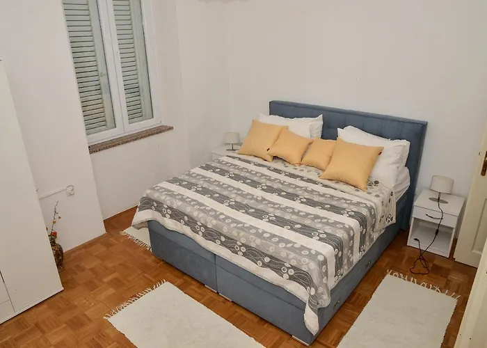 Apartment Skunca *