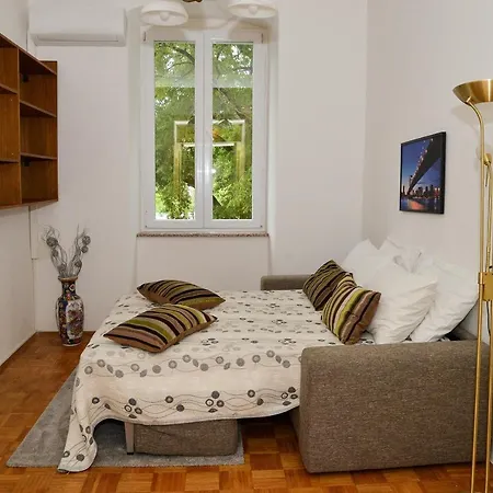 Apartament Skunca *